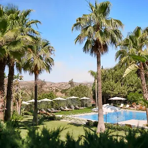 4* Hotel B Bou La &